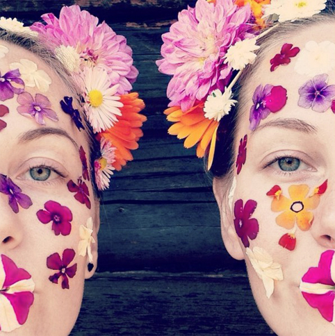 Popovy sisters in flowers